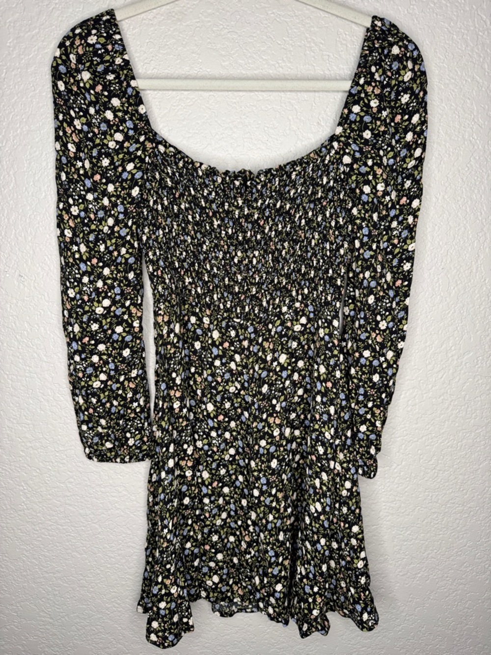 Reformation Mochi Long Sleeve Black Floral Espirit Size 8 - Picture 6 of 8